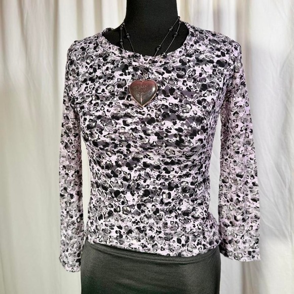 Green Apple Tops - Green‎ Apple Leopard Mesh Top – M